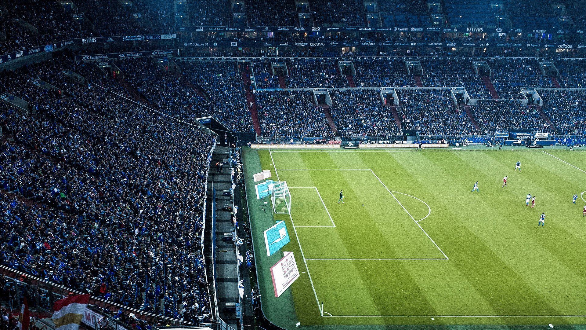 中国足球团队凝聚力建设与球员心理沟通策略，足球有利于培养团队精神